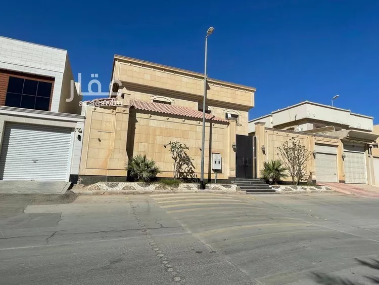 فيلا للبيع في شارع أبي عبدالله الدمياطي, حي ظهرة البديعة, مدينة الرياض, منطقة الرياض
