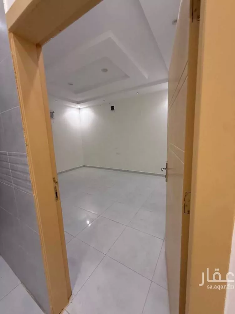 Floor for Sale in Al Muzahimiyah Al GhatGhat صورة 2