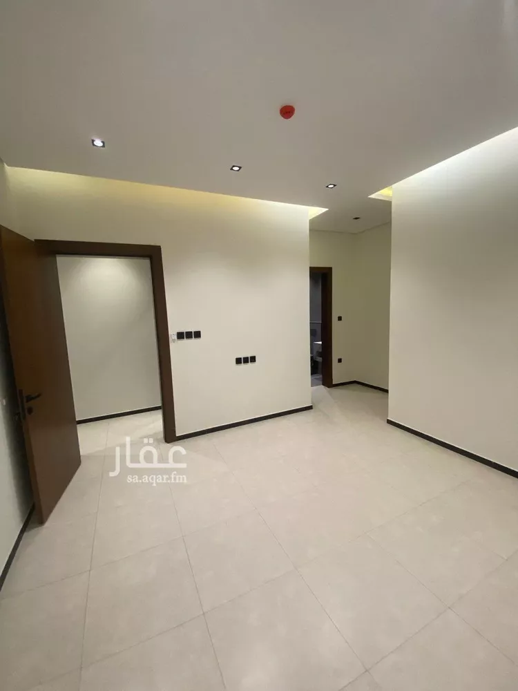Apartment for Sale in Riyadh Al Yarmouk 6