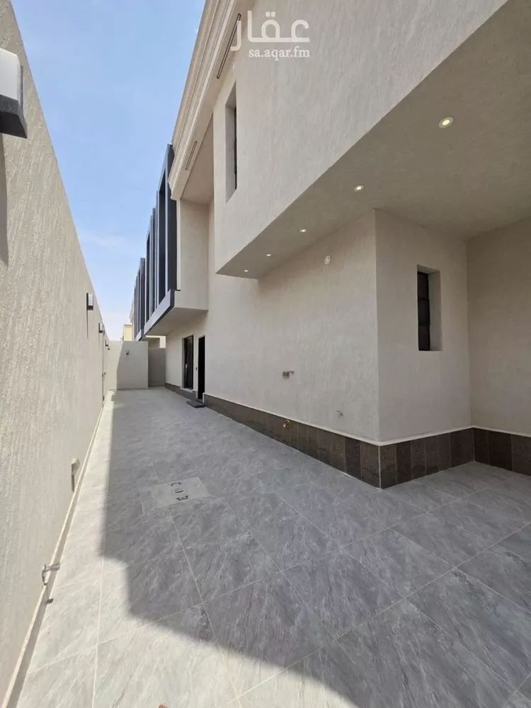 فيلا للبيع في شارع خرزة, حي الرمال, مدينة الرياض, منطقة الرياض صورة 3