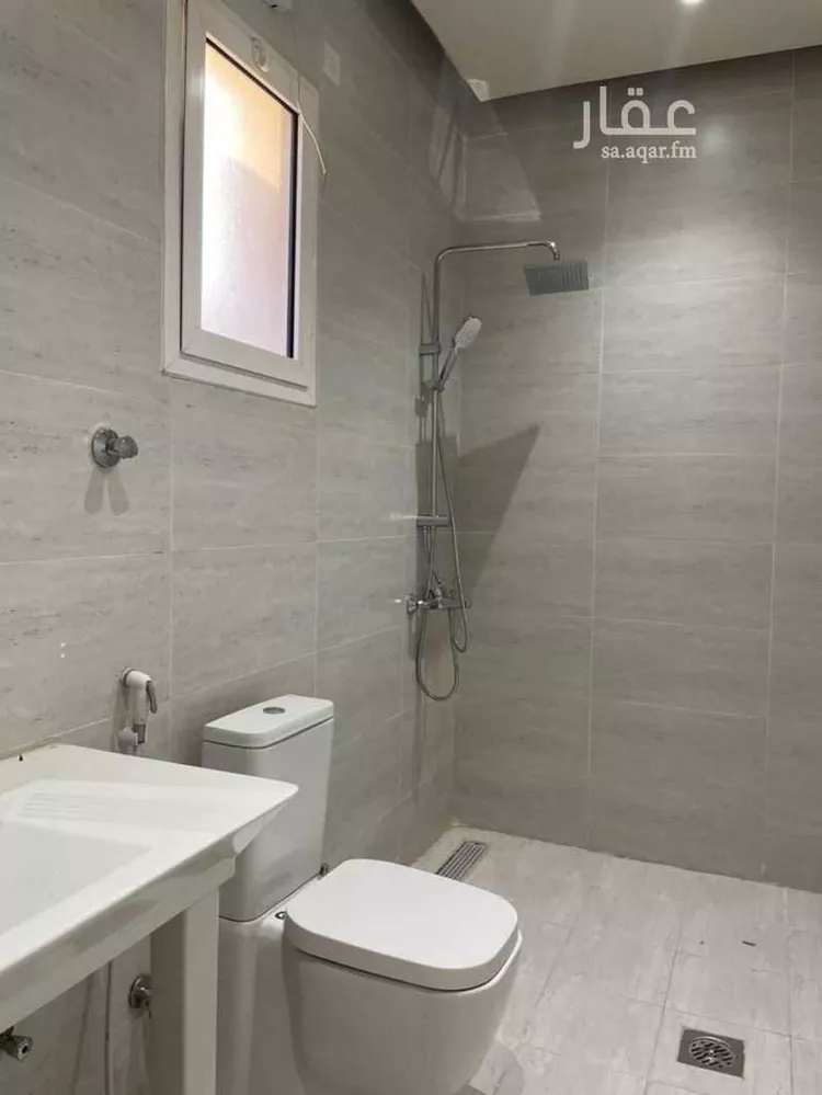 شقة للبيع في شارع محمد بن ابراهيم البوشنجي, حي الملك فهد, مدينة المدينة المنورة, منطقة المدينة المنورة صورة 2