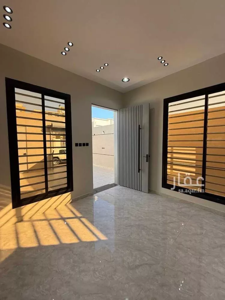 دور للبيع في شارع علاء الدين القرشي, حي العوالي, مدينة الرياض, منطقة الرياض صورة 3