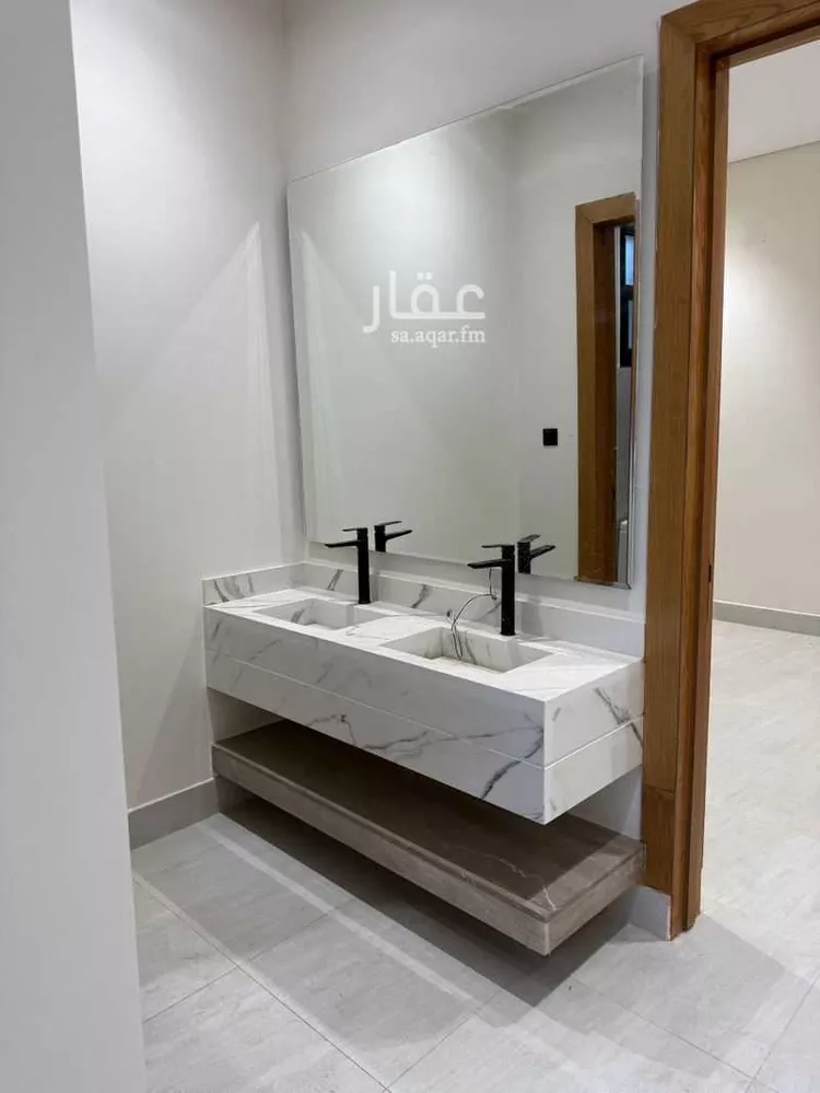 فيلا للبيع في شارع ام ريم, حي العريجاء الغربي, مدينة الرياض, منطقة الرياض صورة 2