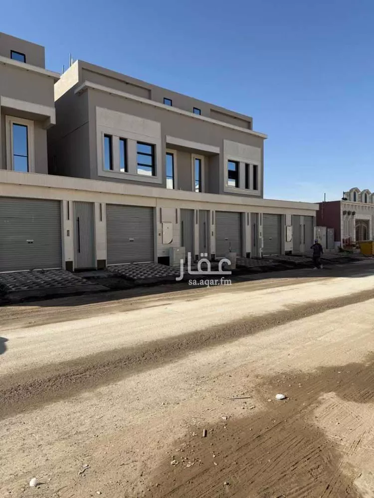 دور للبيع في شارع علاء الدين القرشي, حي العوالي, مدينة الرياض, منطقة الرياض