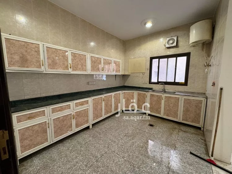 شقة للإيجار في شارع حارثه بن عدي, حي الوزارات, مدينة الرياض, منطقة الرياض صورة 4