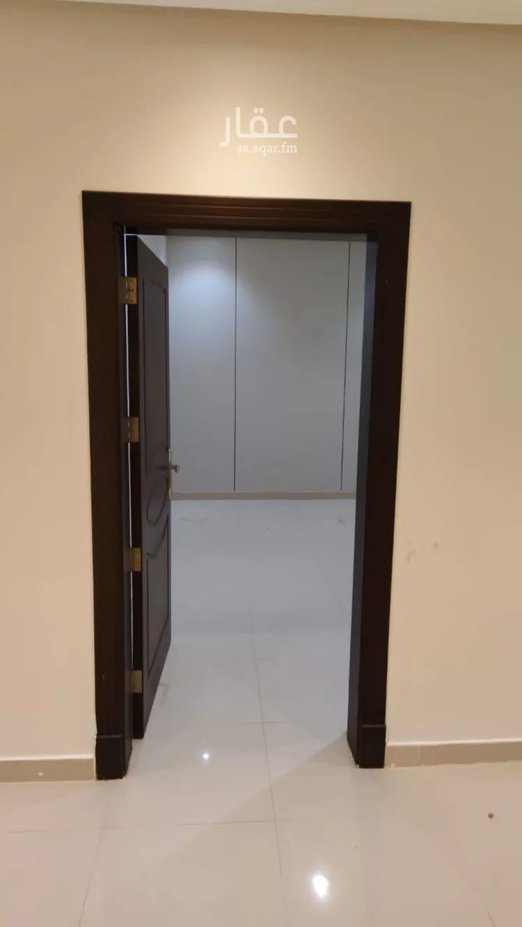 مكتب تجاري للإيجار في شارع السيل الكبير, حي المهدية, مدينة الرياض, منطقة الرياض صورة 4