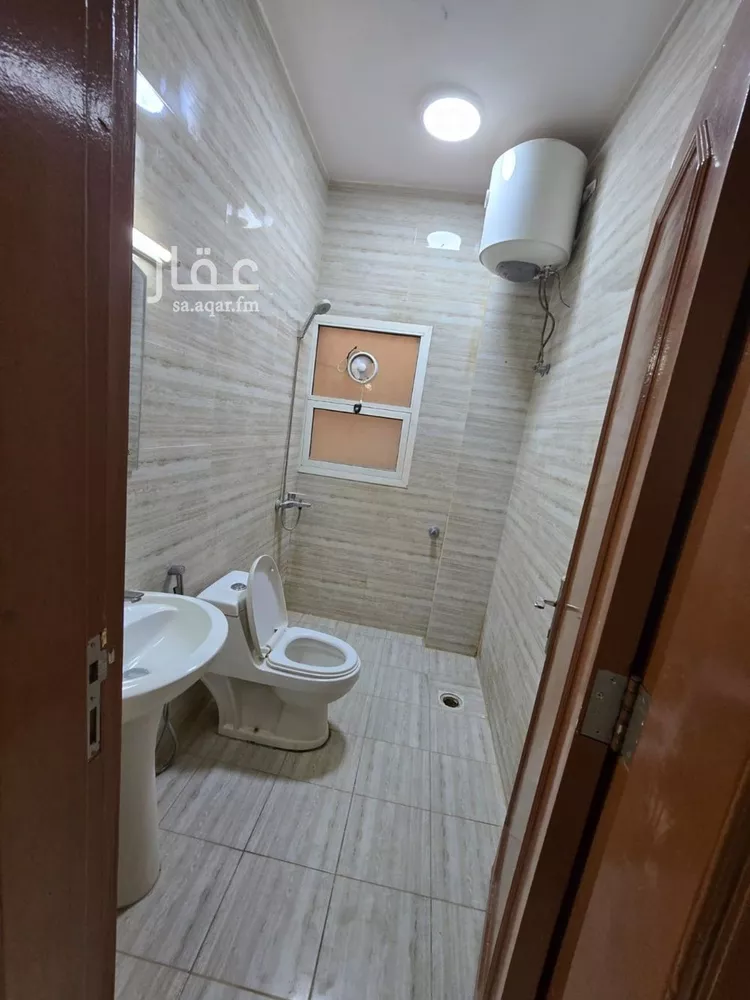 شقة للإيجار في شارع حارثه بن عدي, حي الوزارات, مدينة الرياض, منطقة الرياض صورة 5