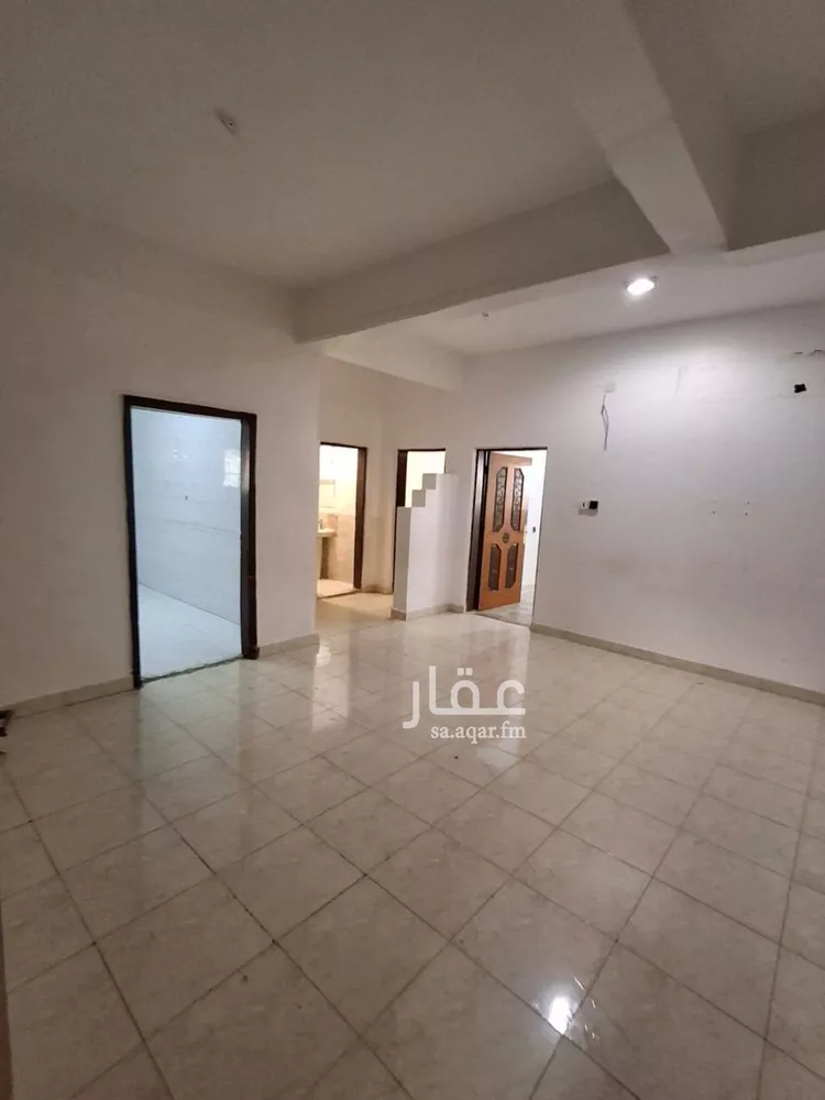شقة للإيجار في شارع حارثه بن عدي, حي الوزارات, مدينة الرياض, منطقة الرياض صورة 4