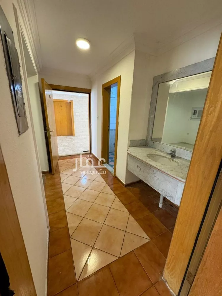 شقة للإيجار في شارع حائل, حي النزهة, مدينة الرياض, منطقة الرياض صورة 5