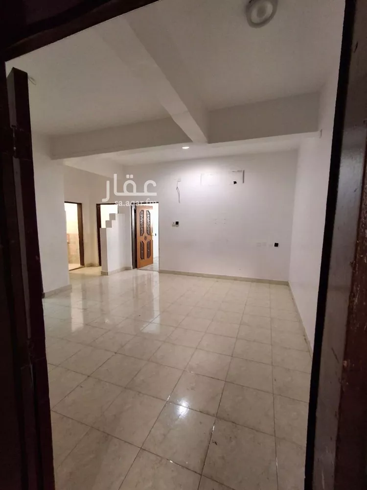 شقة للإيجار في شارع حارثه بن عدي, حي الوزارات, مدينة الرياض, منطقة الرياض صورة 3