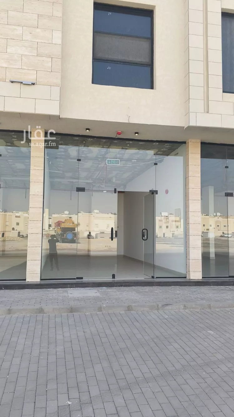 محل للإيجار في شارع عبدالرحمن بن موسى, حي العارض, مدينة الرياض, منطقة الرياض صورة 3