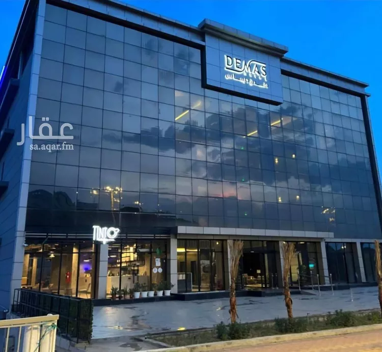 عمارة للبيع في شارع رويفع بن ثابت البلوي, حي الحضارى, مدينة خميس مشيط, منطقة عسير