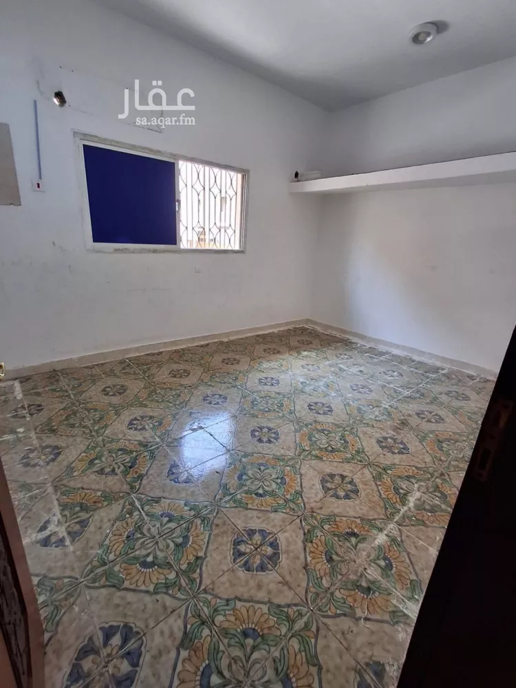 شقة للإيجار في شارع حارثه بن عدي, حي الوزارات, مدينة الرياض, منطقة الرياض صورة 2