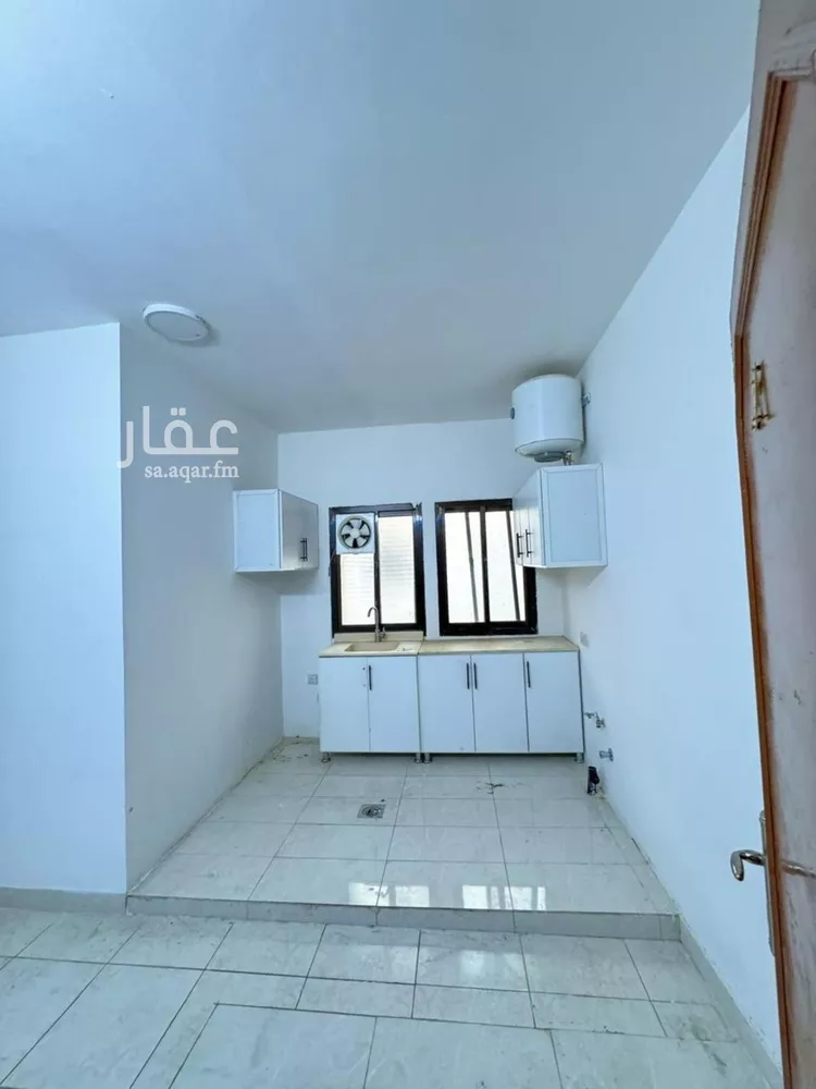 شقة للإيجار في شارع حارثه بن عدي, حي الوزارات, مدينة الرياض, منطقة الرياض صورة 5