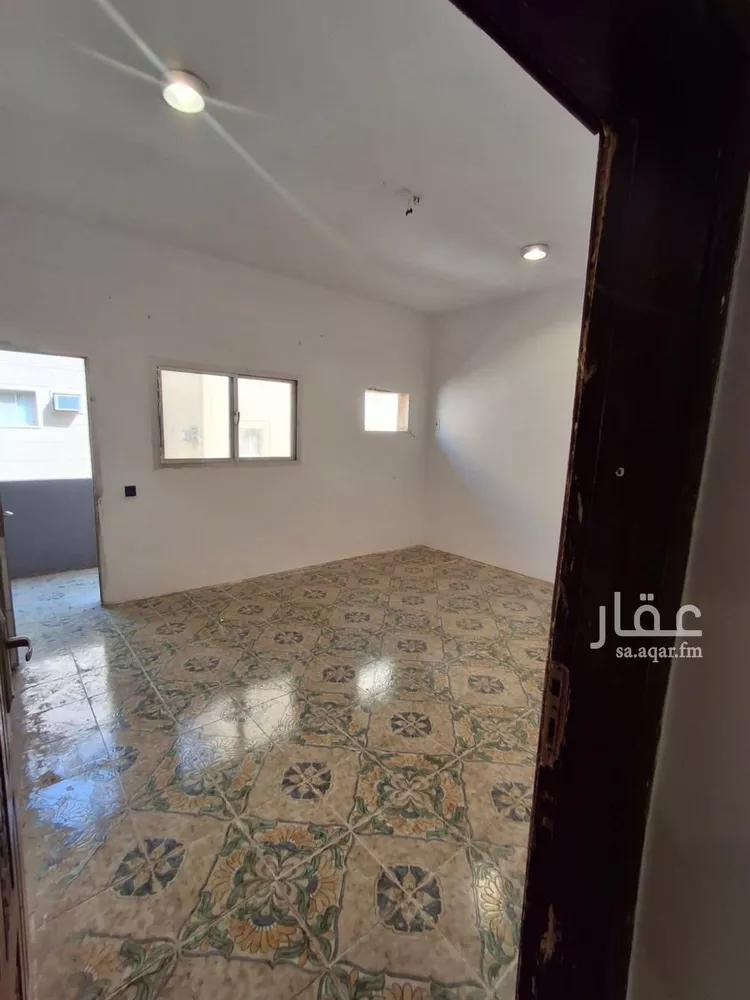 شقة للإيجار في شارع حارثه بن عدي, حي الوزارات, مدينة الرياض, منطقة الرياض صورة 4