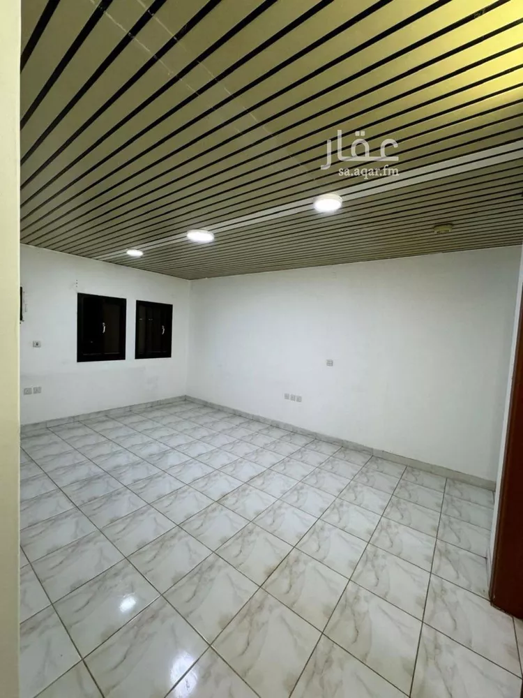 شقة للإيجار في شارع حارثه بن عدي, حي الوزارات, مدينة الرياض, منطقة الرياض صورة 5