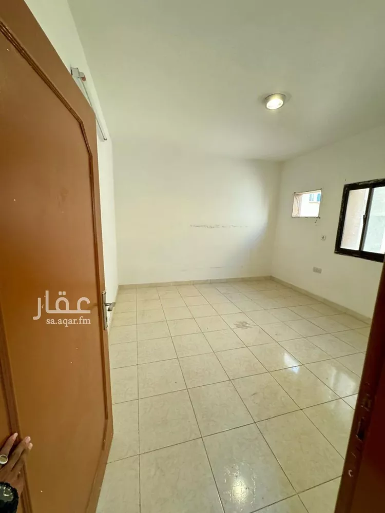 شقة للإيجار في شارع حارثه بن عدي, حي الوزارات, مدينة الرياض, منطقة الرياض صورة 5