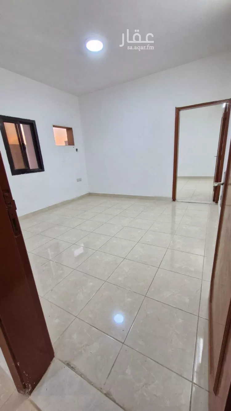 شقة للإيجار في شارع حارثه بن عدي, حي الوزارات, مدينة الرياض, منطقة الرياض صورة 5