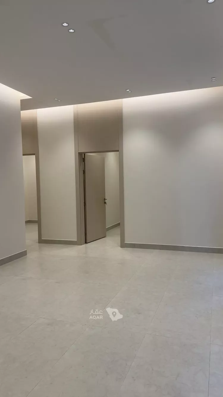 Floor for Rent in Riyadh Al Arid 18