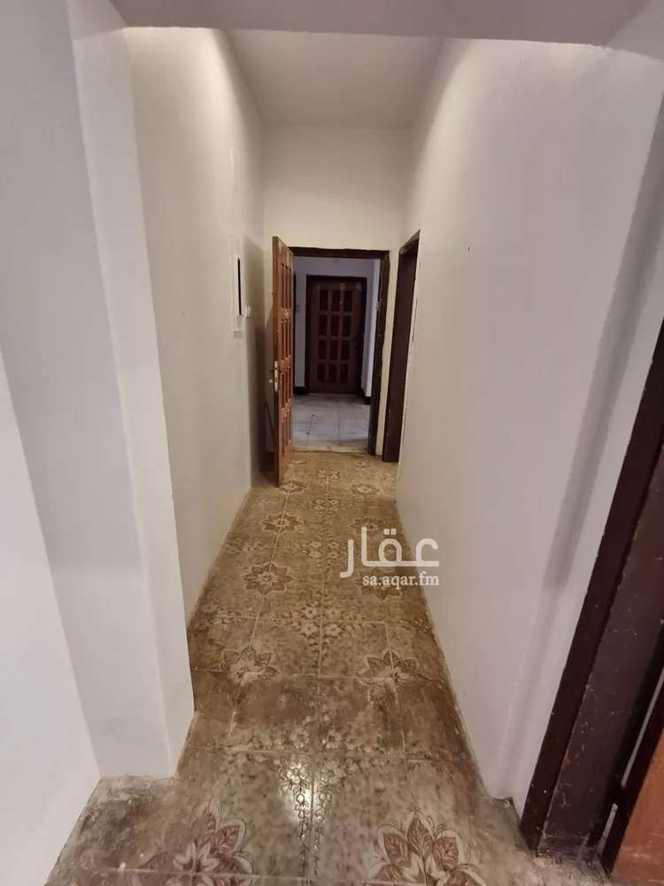 شقة للإيجار في شارع حارثه بن عدي, حي الوزارات, مدينة الرياض, منطقة الرياض صورة 5