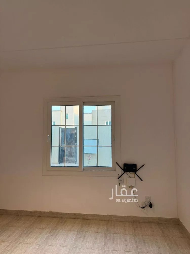 فيلا للبيع في شارع ابن أبي بكر المخزومي, حي مطار الملك خالد الدولي, مدينة الرياض, منطقة الرياض صورة 3