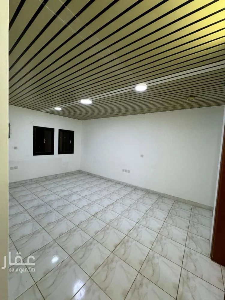 شقة للإيجار في شارع حارثه بن عدي, حي الوزارات, مدينة الرياض, منطقة الرياض صورة 2