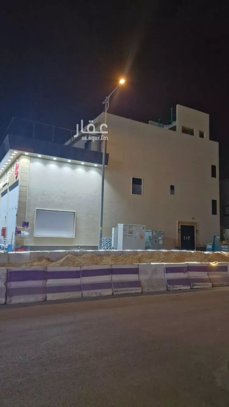 عمارة للإيجار في شارع الأمير خالد بن بندر بن عبدالعزيز, حي العارض, مدينة الرياض, منطقة الرياض صورة 2