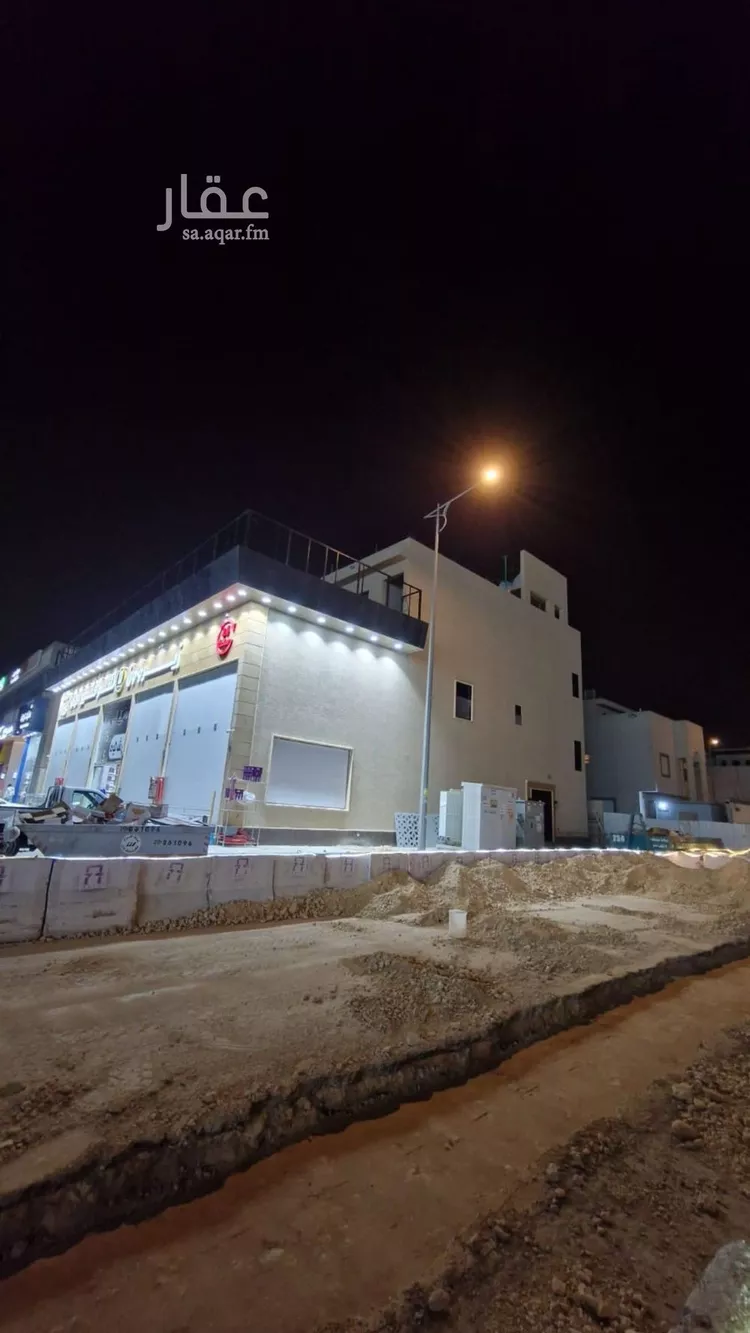 عمارة للإيجار في شارع الأمير خالد بن بندر بن عبدالعزيز, حي العارض, مدينة الرياض, منطقة الرياض صورة 4