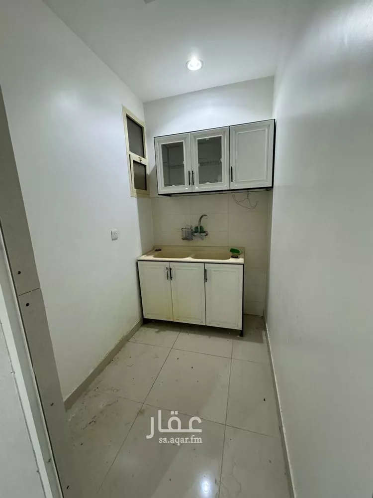 مكتب تجاري للإيجار في شارع السيل الكبير, حي المهدية, مدينة الرياض, منطقة الرياض صورة 3