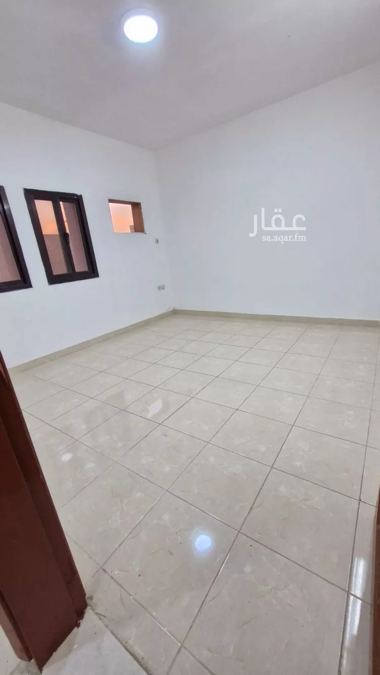 شقة للإيجار في شارع حارثه بن عدي, حي الوزارات, مدينة الرياض, منطقة الرياض 6