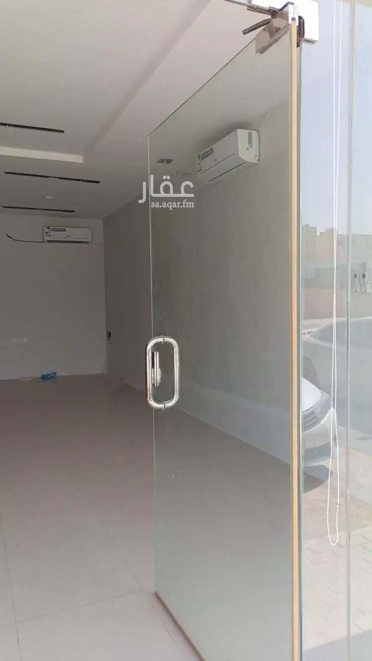 Shop for Rent in Riyadh Al Arid صورة 2