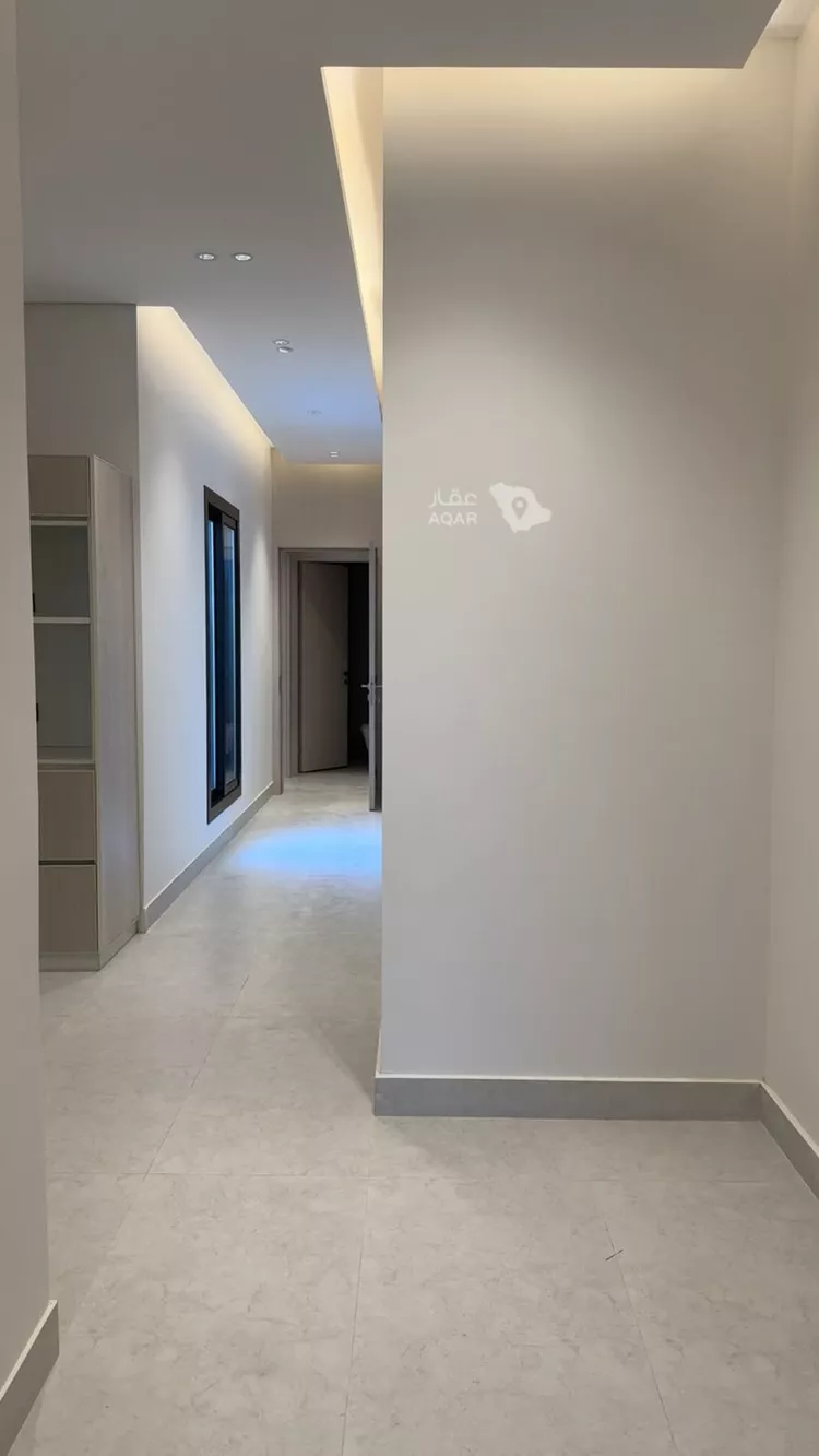 Floor for Rent in Riyadh Al Arid 3