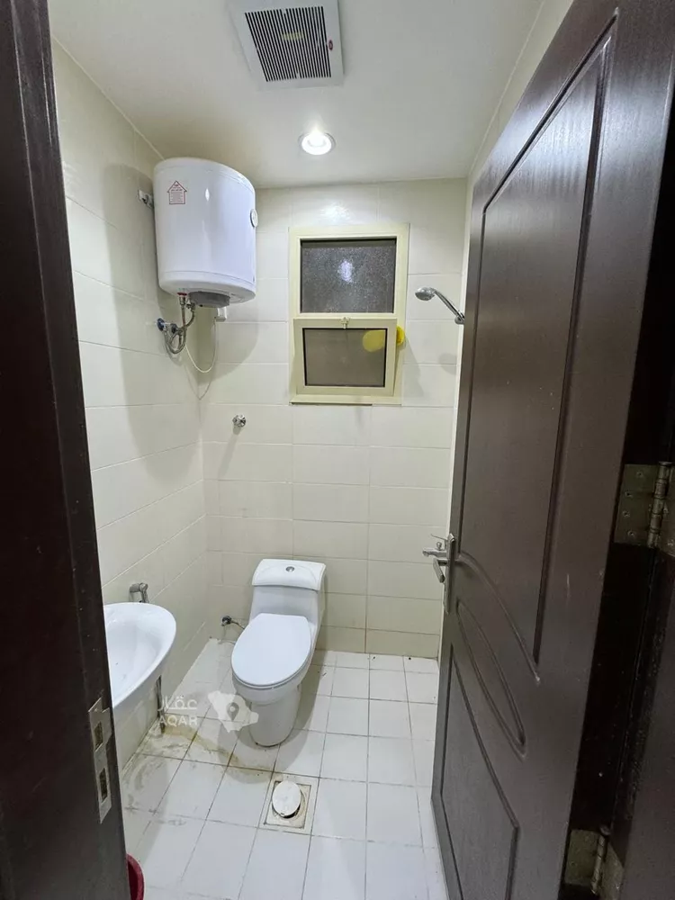 Commercial Office for Rent in Riyadh Al Mahdiyah 2