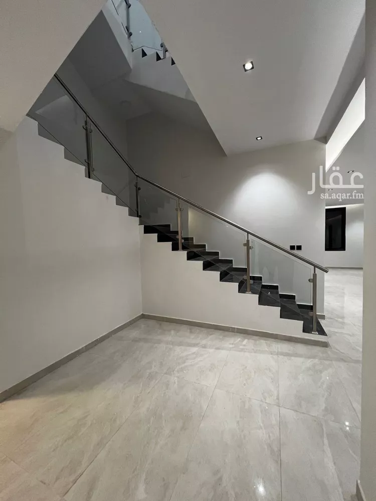 فيلا للبيع في شارع البلدة, حي الشفاء, مدينة الرياض, منطقة الرياض صورة 5