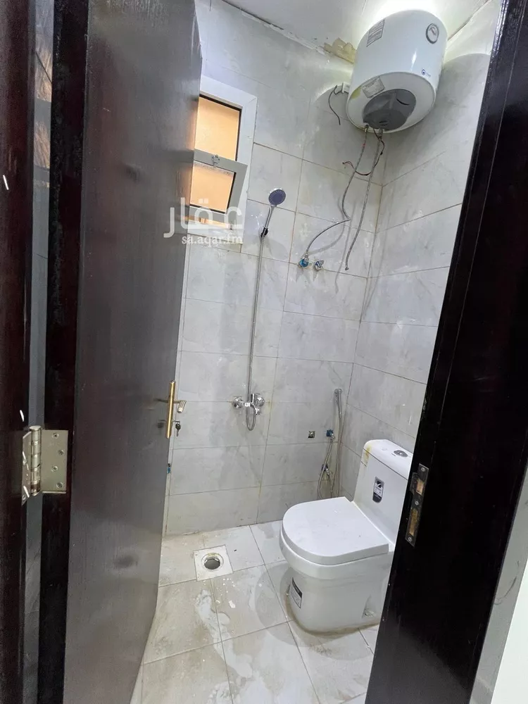 دور للبيع في شارع رميزان بن غشام, حي العزيزية, مدينة الرياض, منطقة الرياض 16