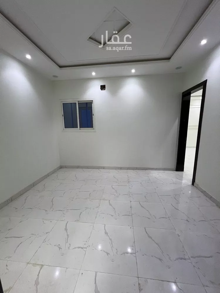 دور للبيع في شارع رميزان بن غشام, حي العزيزية, مدينة الرياض, منطقة الرياض 7