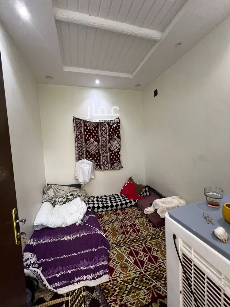 دور للبيع في شارع رميزان بن غشام, حي العزيزية, مدينة الرياض, منطقة الرياض صورة 3