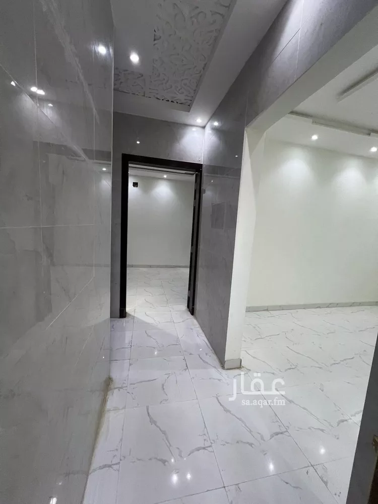 دور للبيع في شارع رميزان بن غشام, حي العزيزية, مدينة الرياض, منطقة الرياض صورة 2