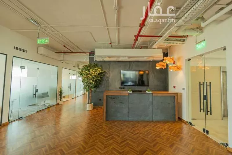 مكتب تجاري للإيجار في شارع الملك فهد الفرعي, حي العليا, مدينة الرياض, منطقة الرياض
