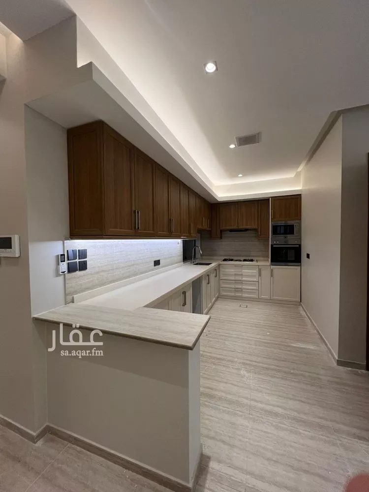 دور للإيجار في شارع شمس الدين, حي العليا, مدينة الرياض, منطقة الرياض 8