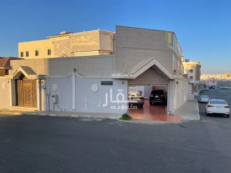 فيلا للبيع في شارع منصور بن هاشم ال سرور, حي القيم الأعلى, مدينة الطائف, منطقة مكة المكرمة صورة 2