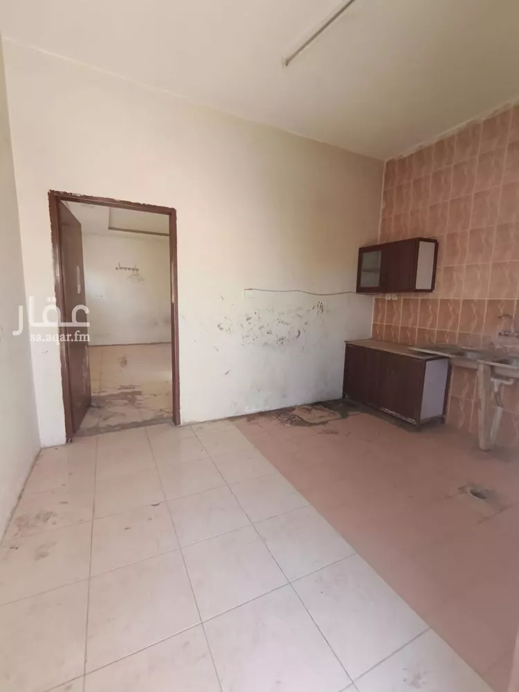 استراحة للإيجار في شارع نصر بن مزاحم, حي الرمال, مدينة الرياض, منطقة الرياض