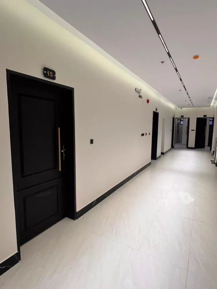 عمارة للبيع في شارع العطايا, حي الجنادرية, مدينة الرياض, منطقة الرياض 13