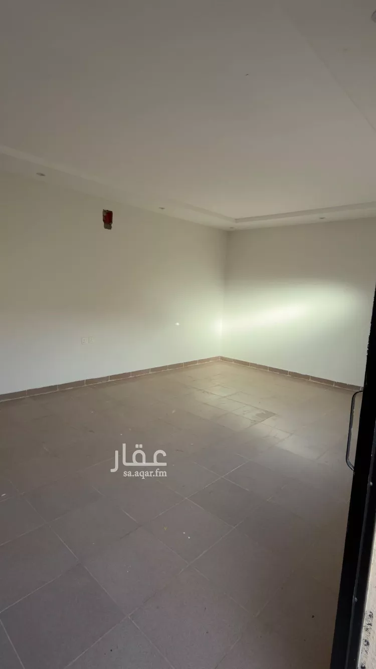 عمارة للإيجار في شارع محمد الشوكاني, حي الرمال, مدينة الرياض, منطقة الرياض 11
