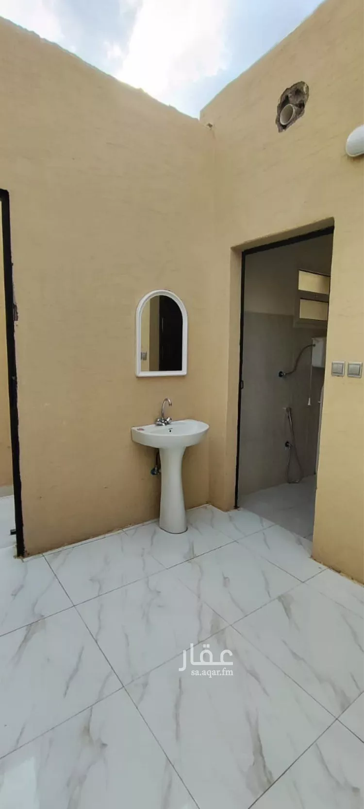 غرفة للإيجار في شارع عبدالملك بن عمر بن عبدالعزيز, حي الرمال, مدينة الرياض, منطقة الرياض