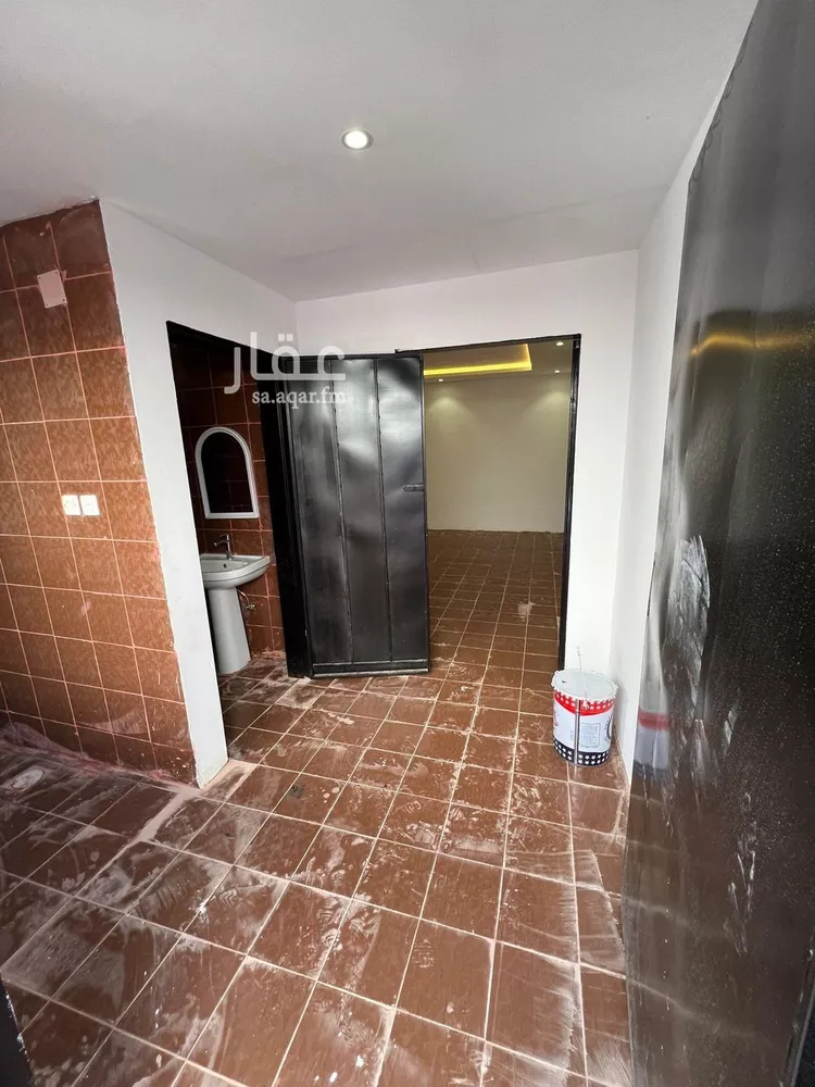 عمارة للإيجار في شارع خيرالدين الزركلي, حي الرمال, مدينة الرياض, منطقة الرياض صورة 2