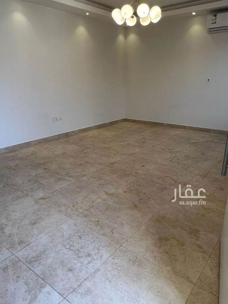 فيلا للإيجار في شارع شرف الدين, حي الرمال, مدينة الرياض, منطقة الرياض صورة 2