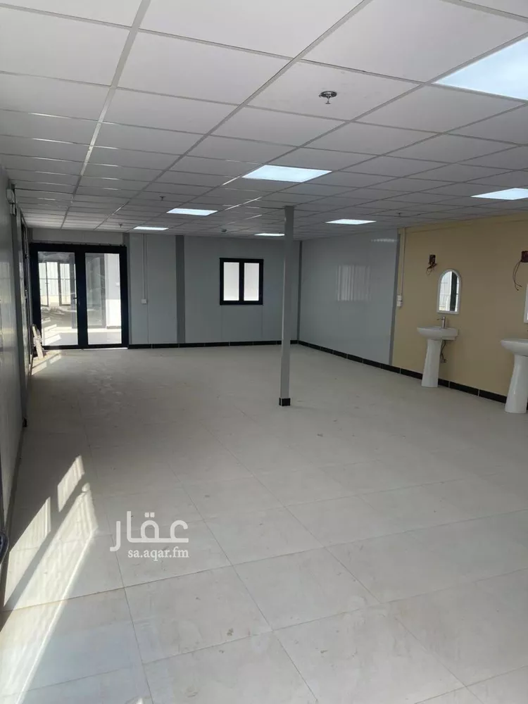 عمارة للإيجار في شارع محمد الفاضل الشنقيطي, حي الرمال, مدينة الرياض, منطقة الرياض