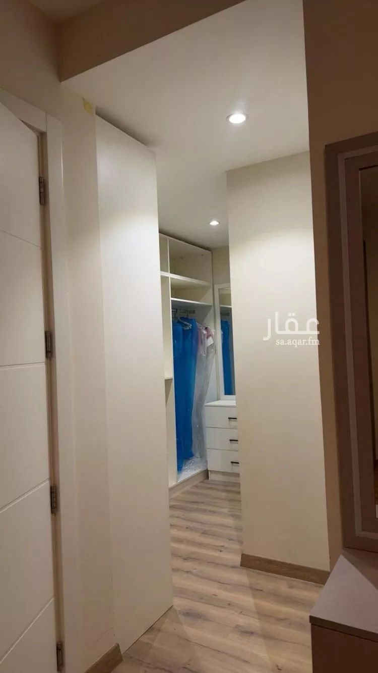 فيلا للبيع في شارع وكيع بن الجراح, حي الرمال, مدينة الرياض, منطقة الرياض
