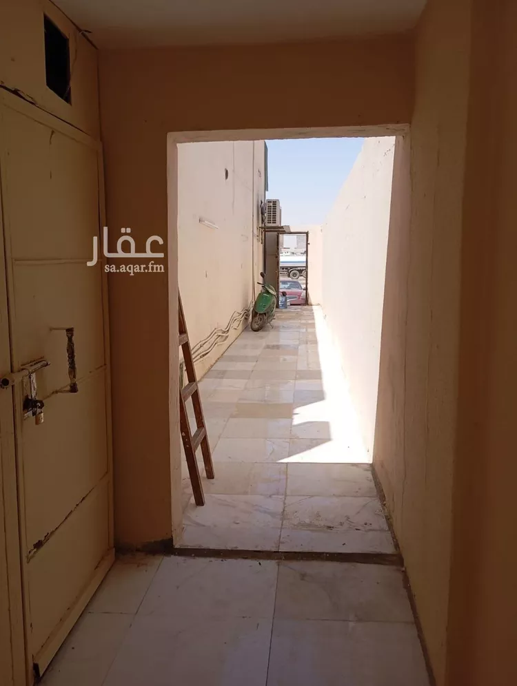 عمارة للإيجار في شارع ربيعه بن الحارث, حي الرمال, مدينة الرياض, منطقة الرياض 8